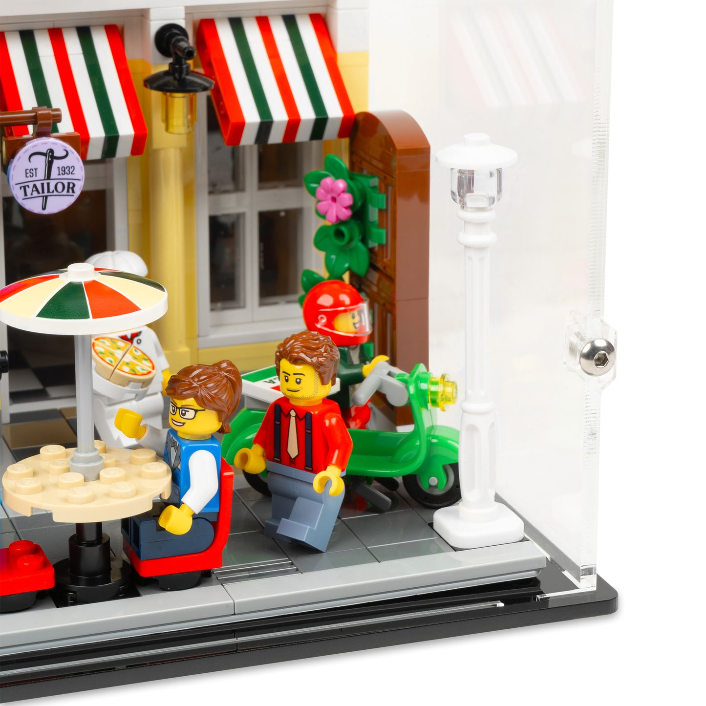Fitting detail view of LEGO 10312 Jazz Club Display Case.