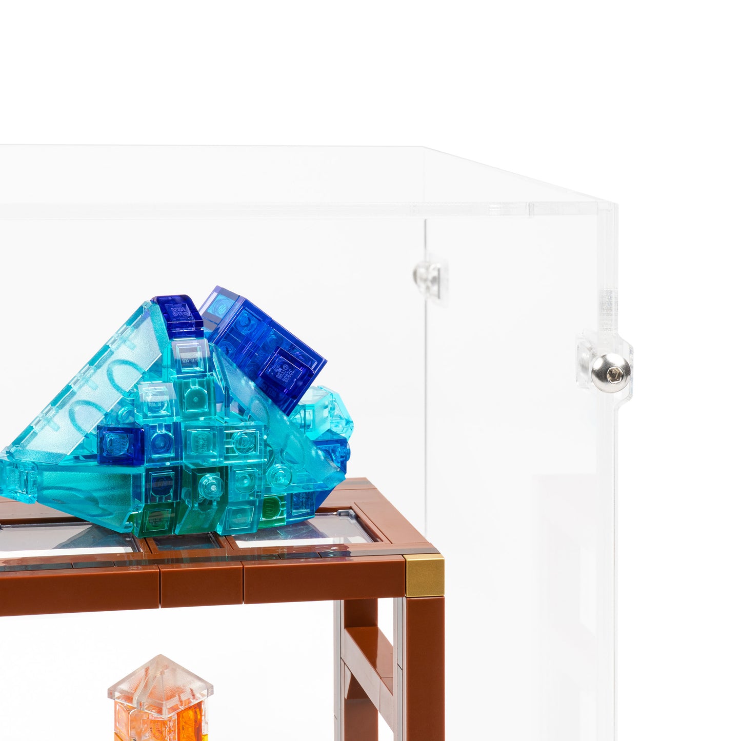 Alternate fitting detail view of LEGO 21362 Mineral Collection Display Case.