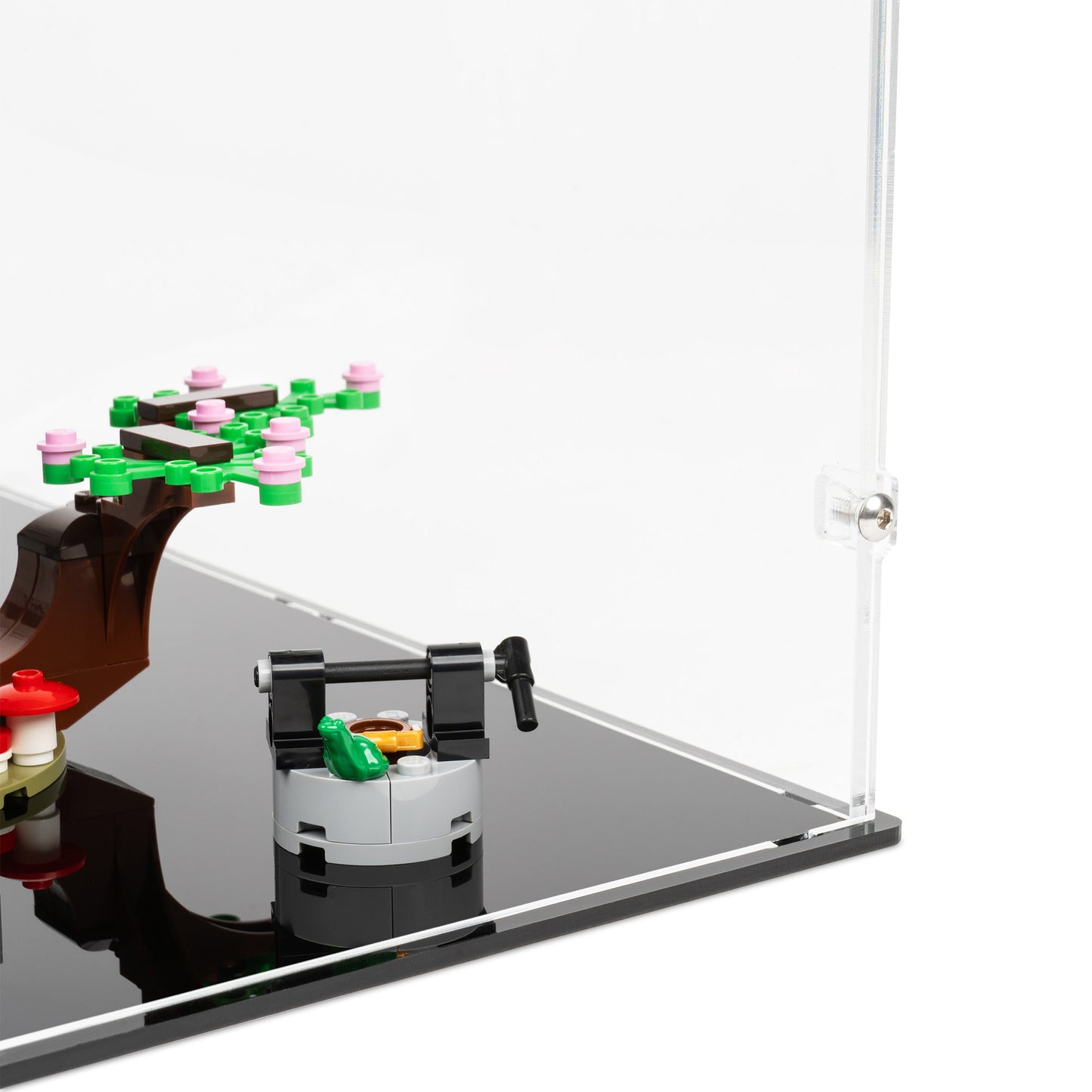 Fitting detail view of LEGO 31120 Medieval Castle Display Case.