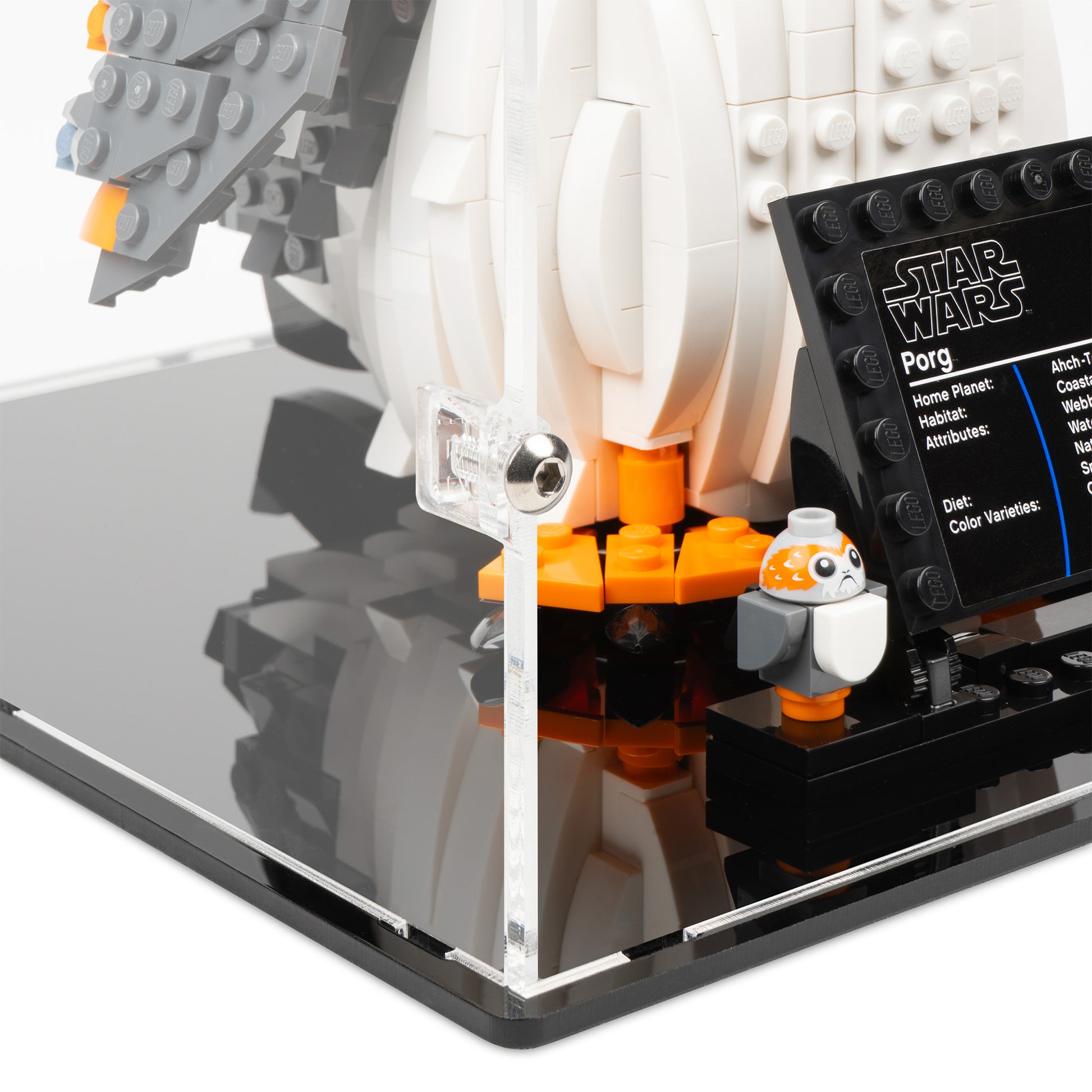 Bottom fitting view of LEGO 75230 Porg Display Case.