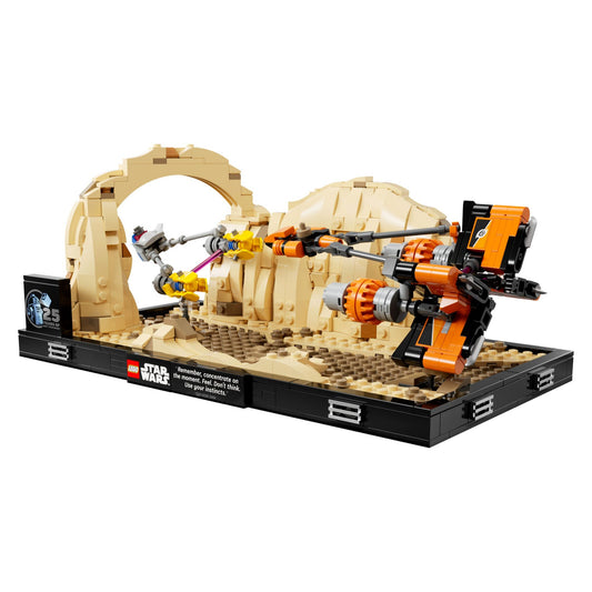 LEGO® Mos Espa Podrace™ Diorama Display Case (75380)