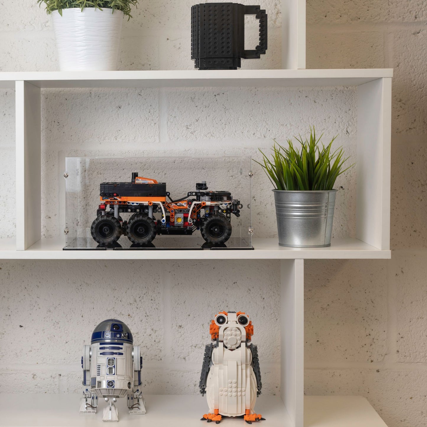 42139 All-Terrain Vehicle Display Case