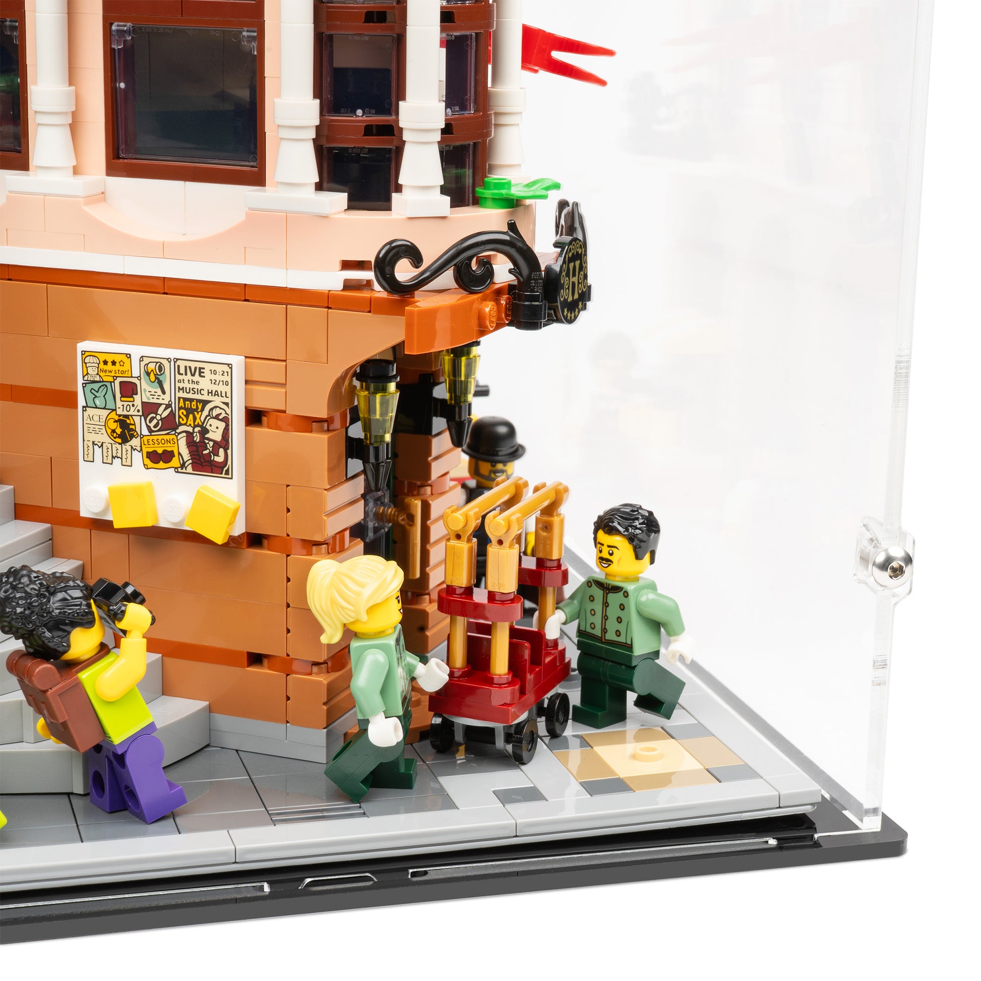 Fitting detail view of 4x 14 inch tall LEGO Modular Display Case.