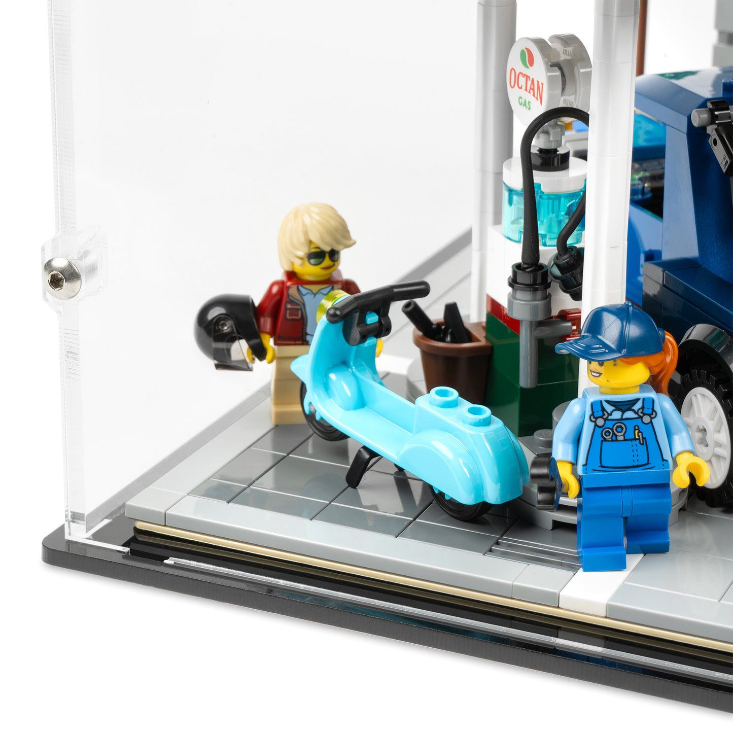 Fitting detail view of LEGO 10264 Corner Garage Display Case.