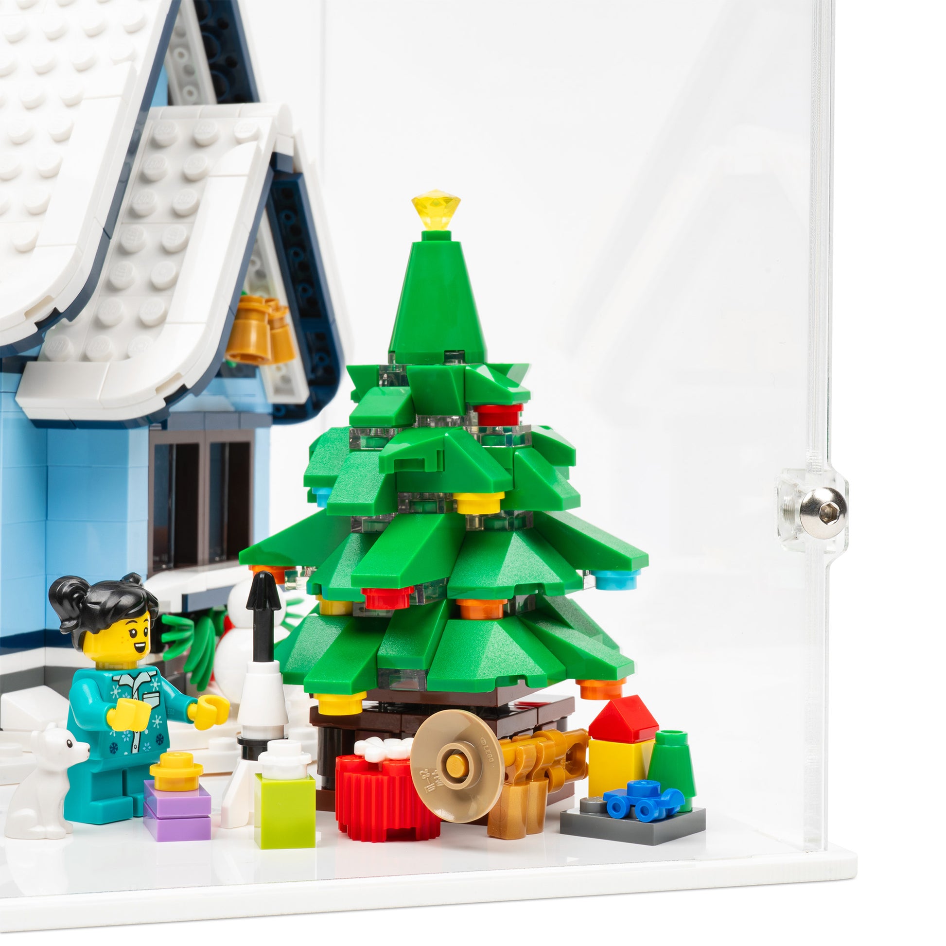 Fitting detail view of LEGO 10293 Santa’s Visit Display Case.