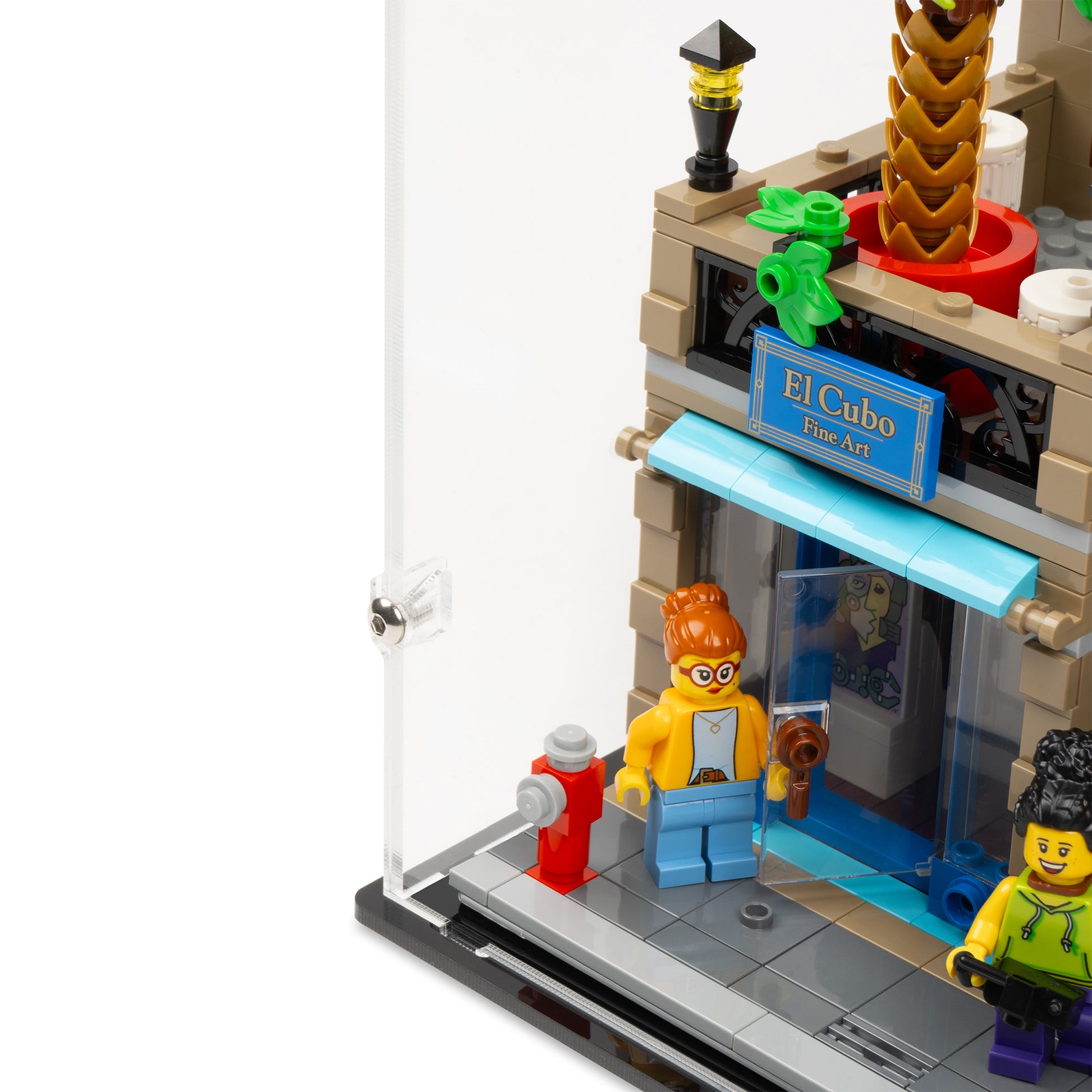 Fitting detail view of LEGO 10297 Boutique Hotel Display Case.