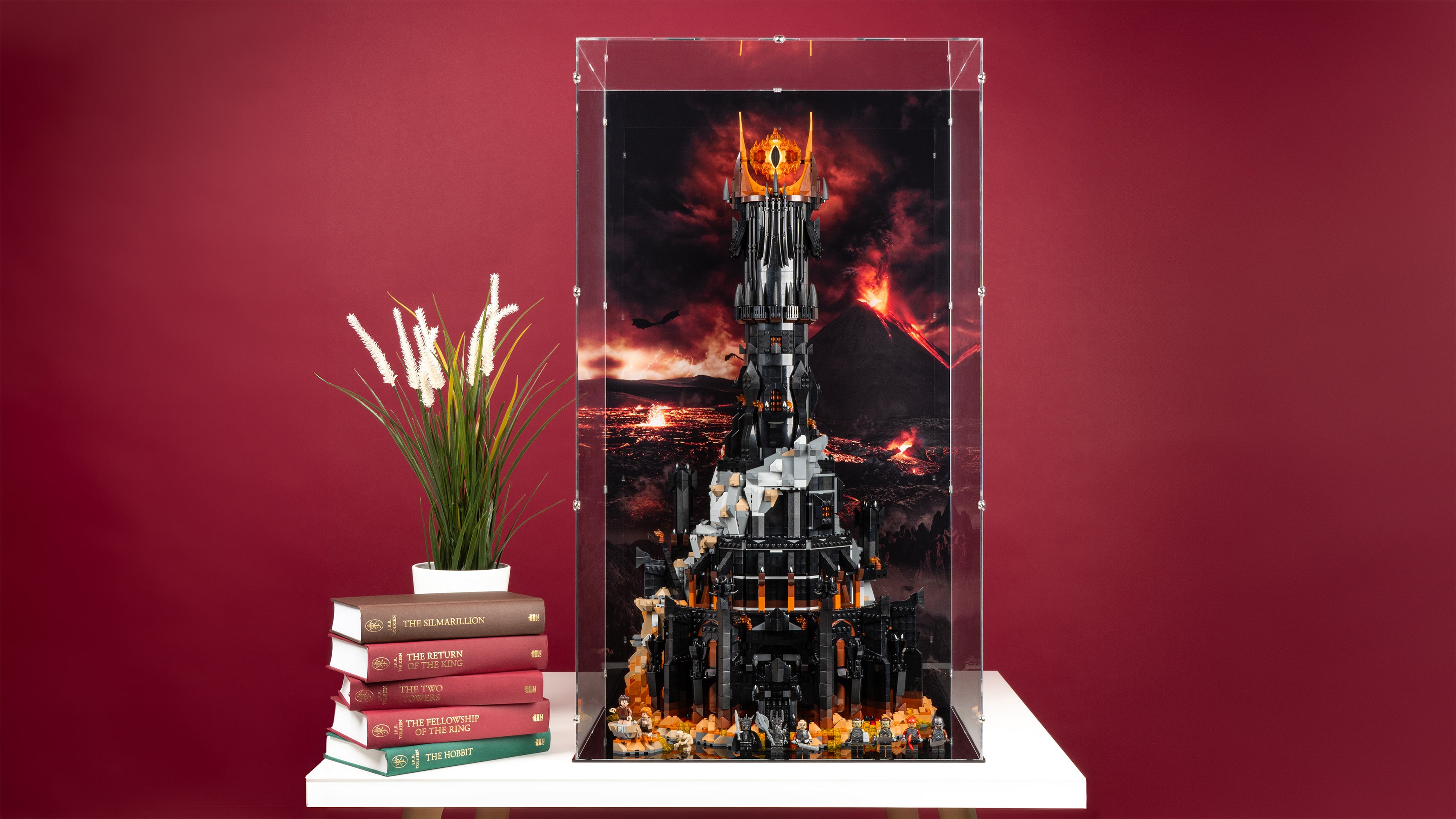 LEGO 10333 The Lord of the Rings Barad-dûr Display Case with a UV printed background.