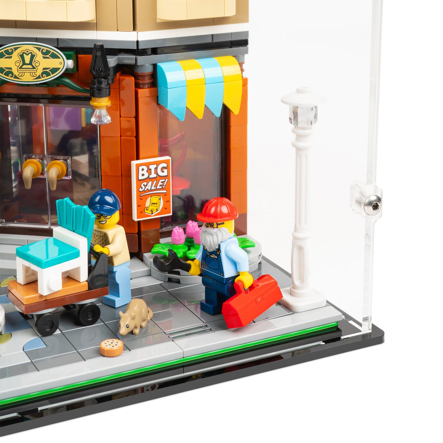 Right fitting detail view of LEGO 11371 Shopping Street Display Case.