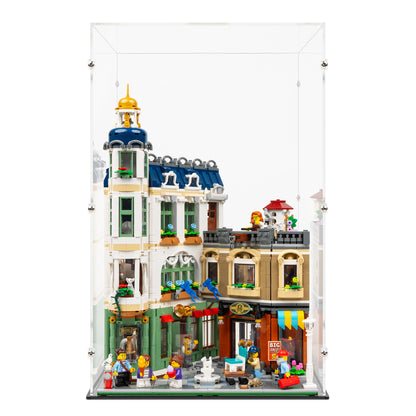 Front view of LEGO 11371 Shopping Street Display Case.