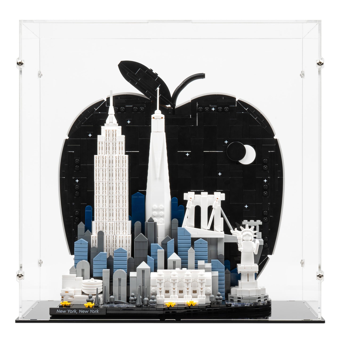 Front view of LEGO 21066 New York City – The Big Apple Display Case.