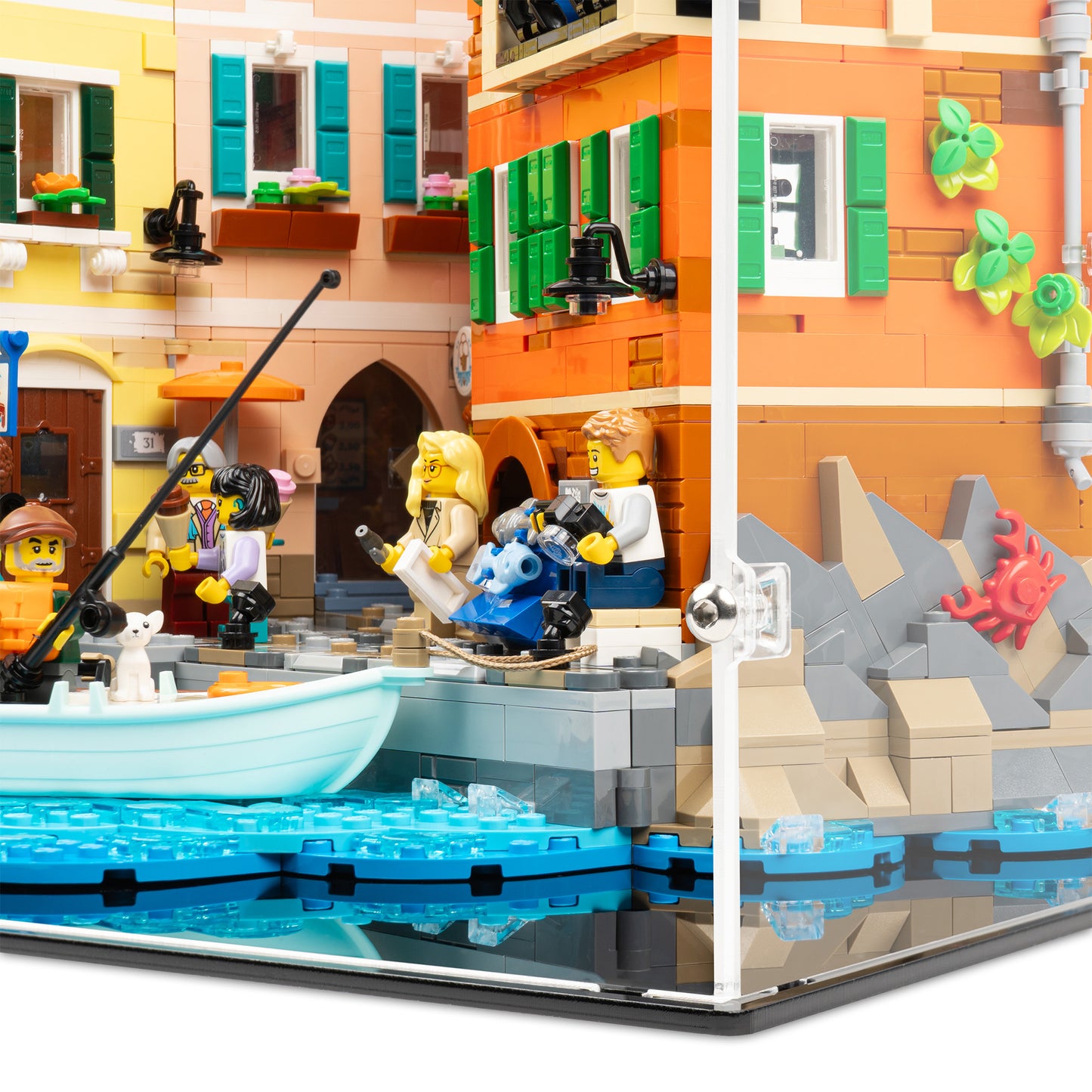 Fitting detail view of LEGO 21359 Italian Riviera Display Case.