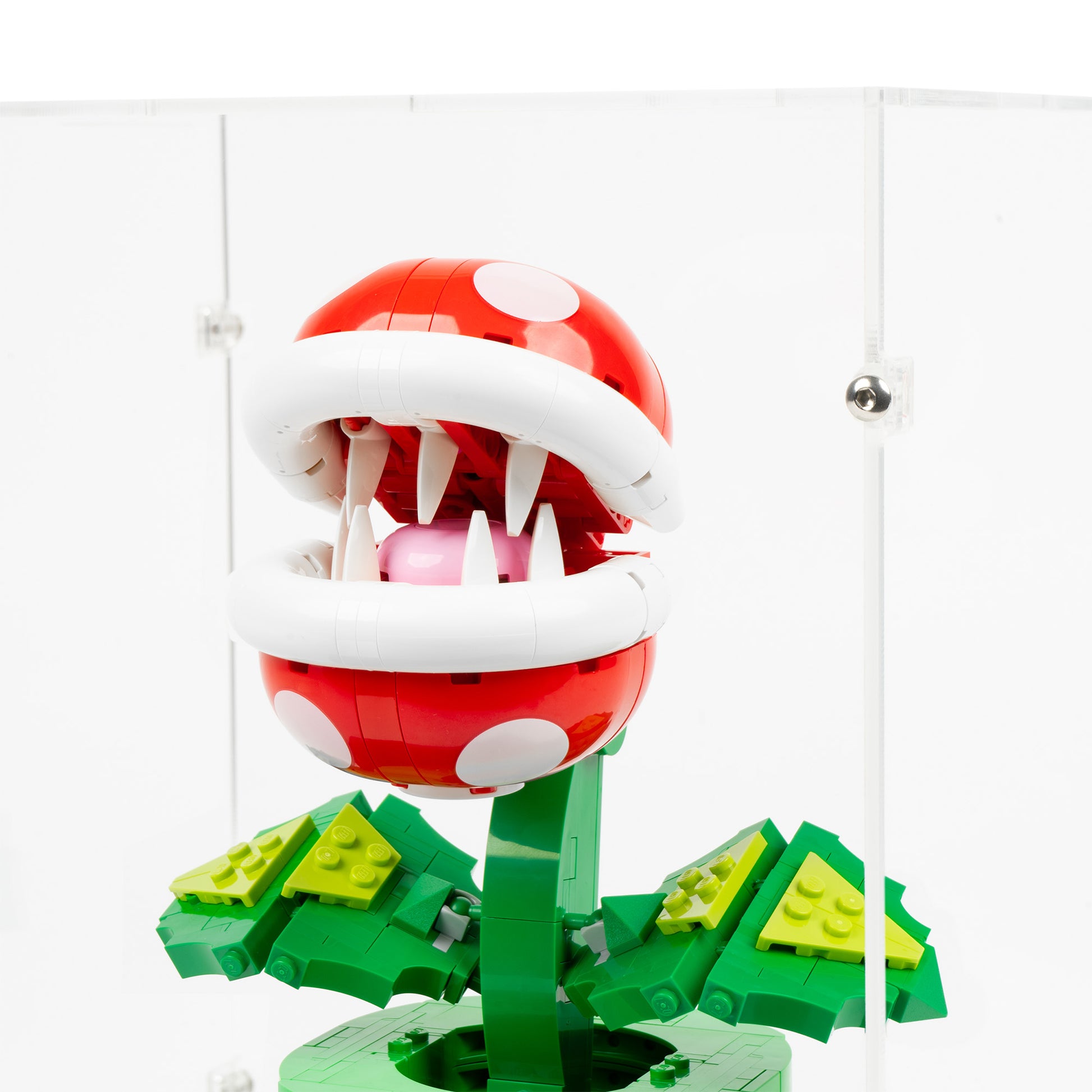 Fitting detail view of LEGO 71426 Piranha Plant Display Case.