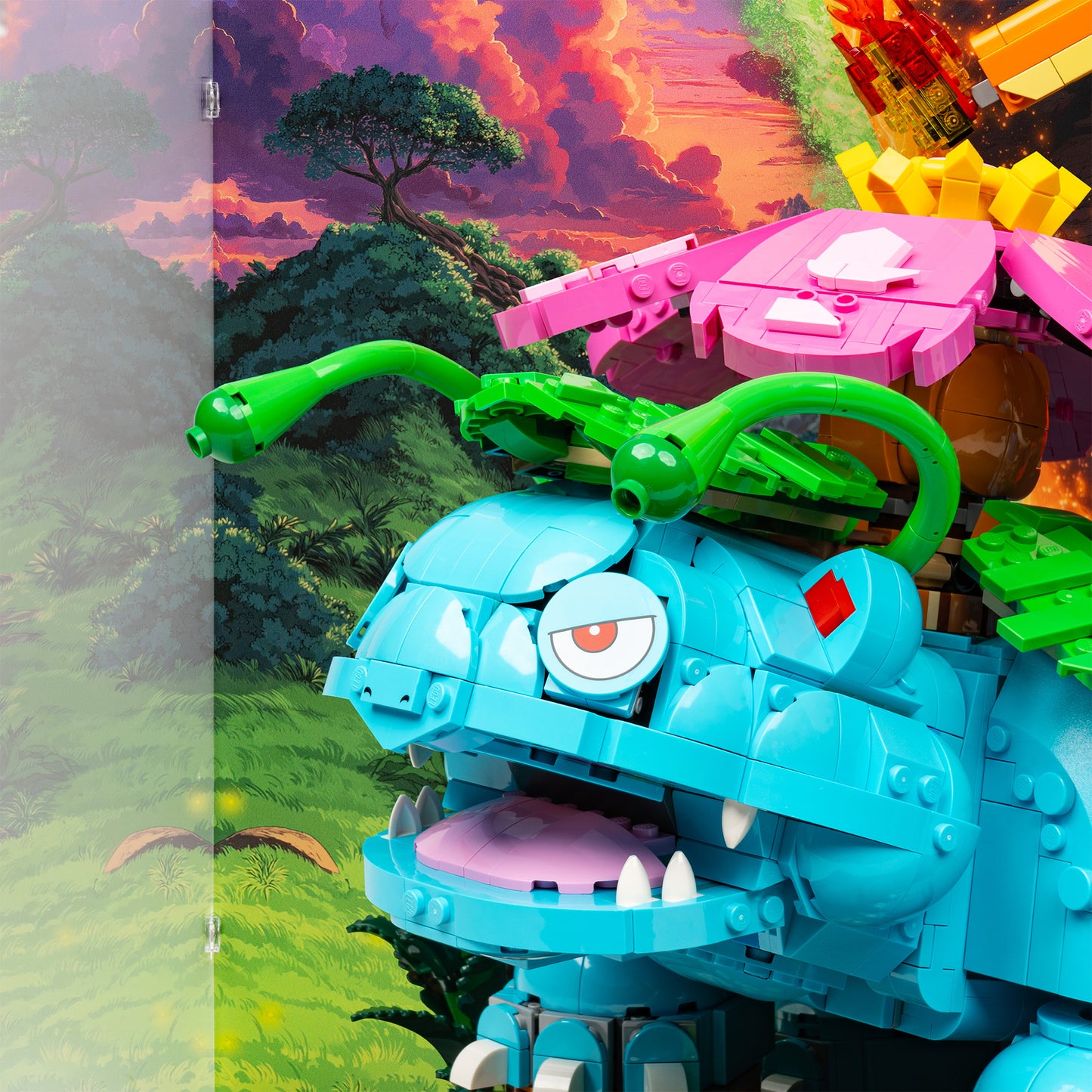 Venusaur detail view of LEGO 72153 Venusaur, Charizard and Blastoise Display Case with a UV printed background.