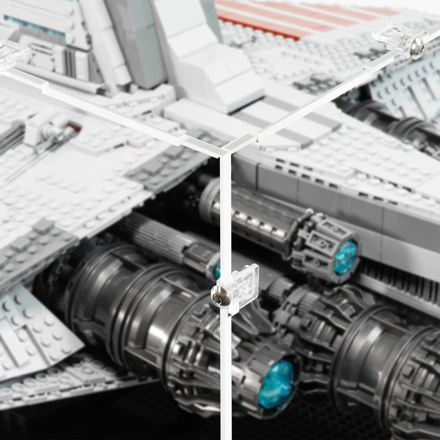 Fitting detail view of LEGO 75367 UCS Venator-Class Republic Attack Cruiser Display Case.