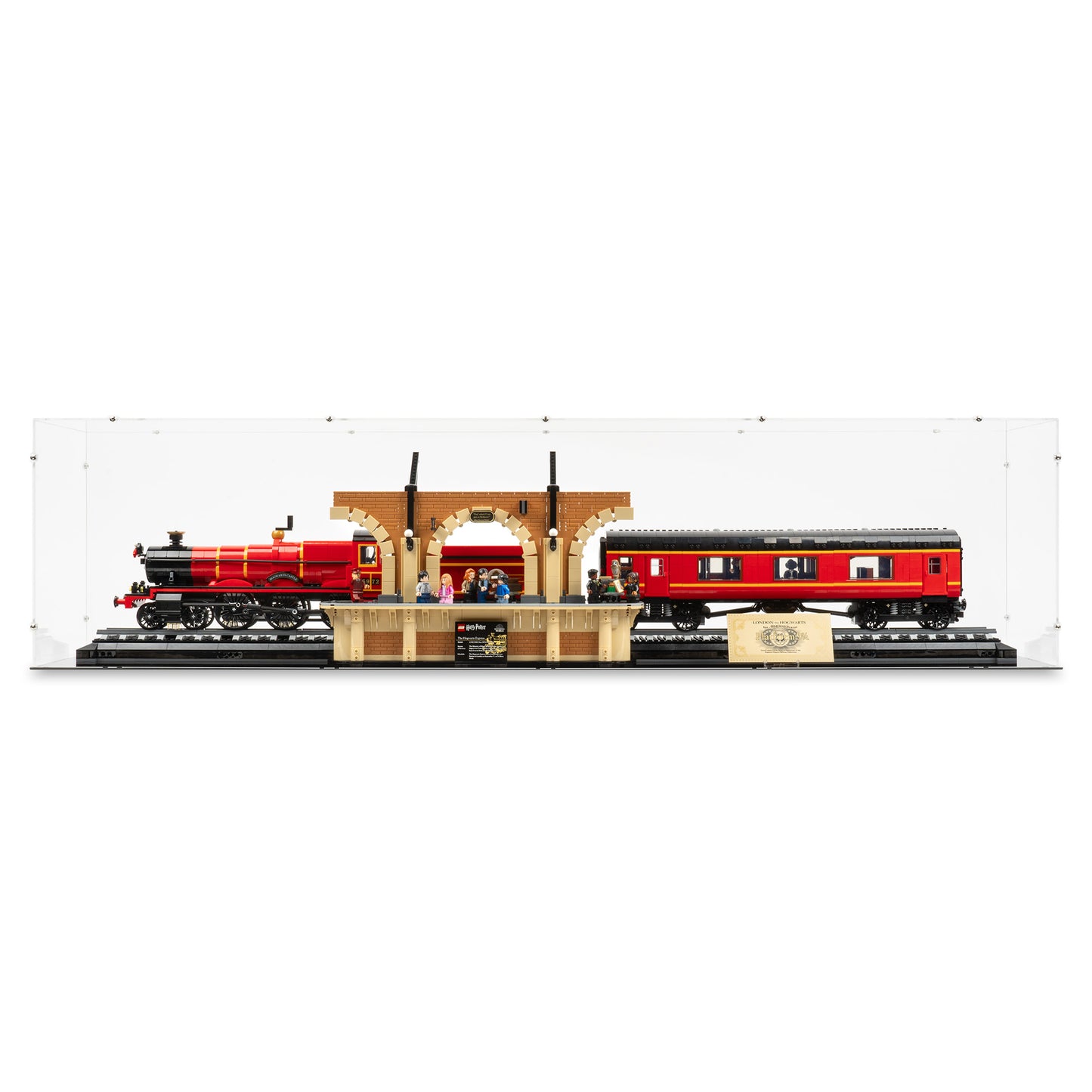 Front view of LEGO 76405 Hogwarts Express – Collectors' Edition Display Case.