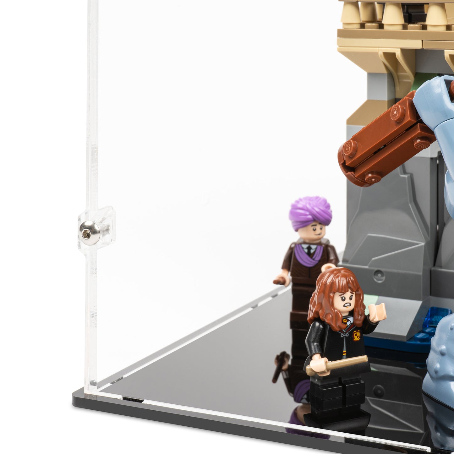 Fitting detail view of LEGO 76435 Hogwarts Castle The Great Hall Display Case.