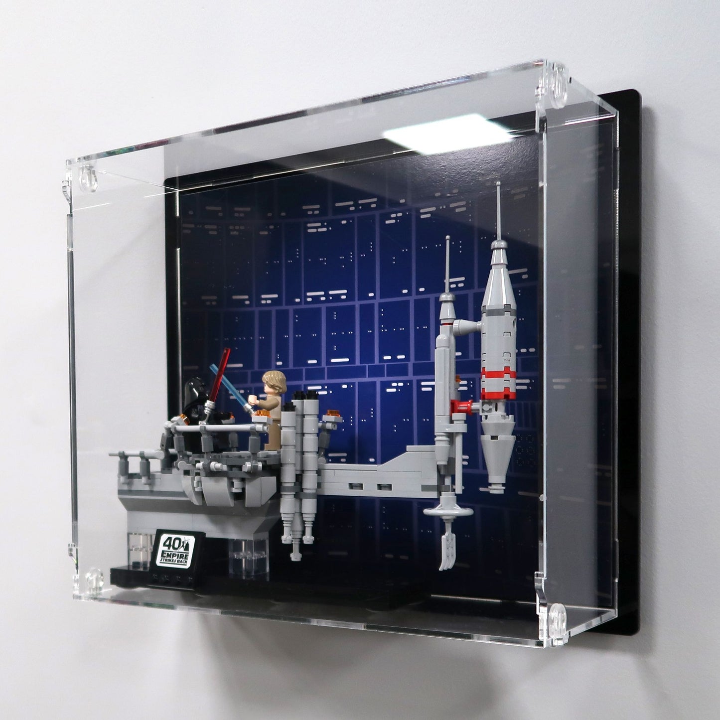 75294 Bespin Duel Wall Mounted Display Case