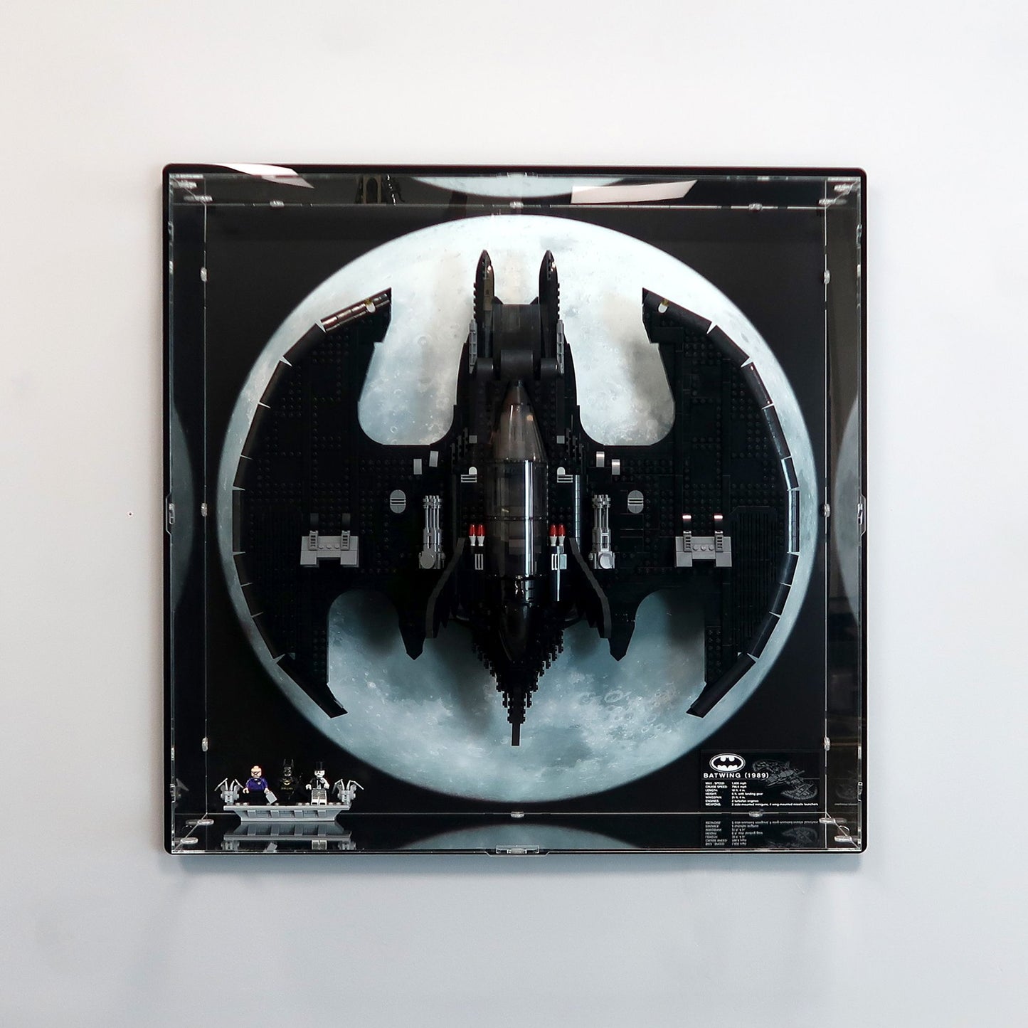 76161 UCS 1989 Batwing Wall-Mounted Display Case